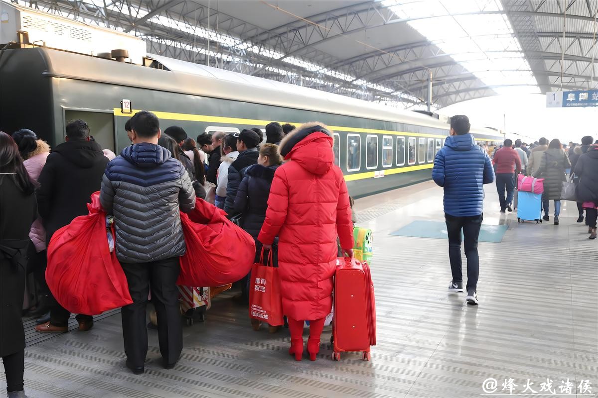 新春走基层丨走，回家看球去！