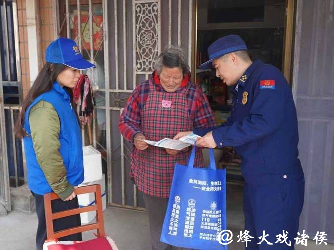 深入社区、农村、商铺排查隐患，崇明消防多举措筑牢马年新春“安全屏障”